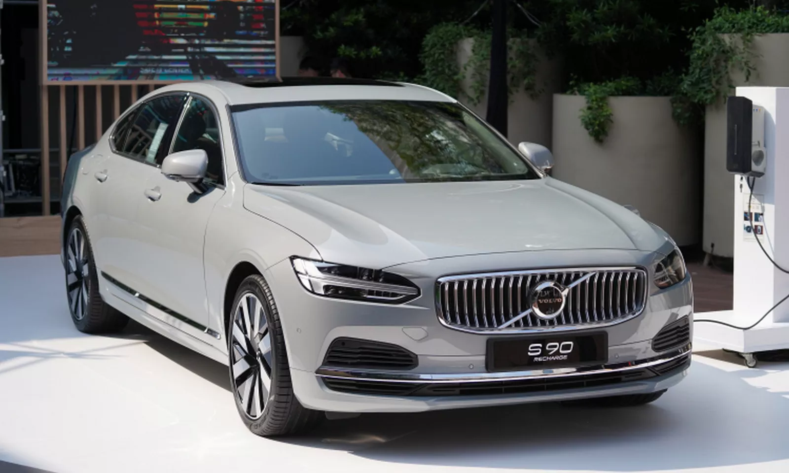 Volvo S90 2024