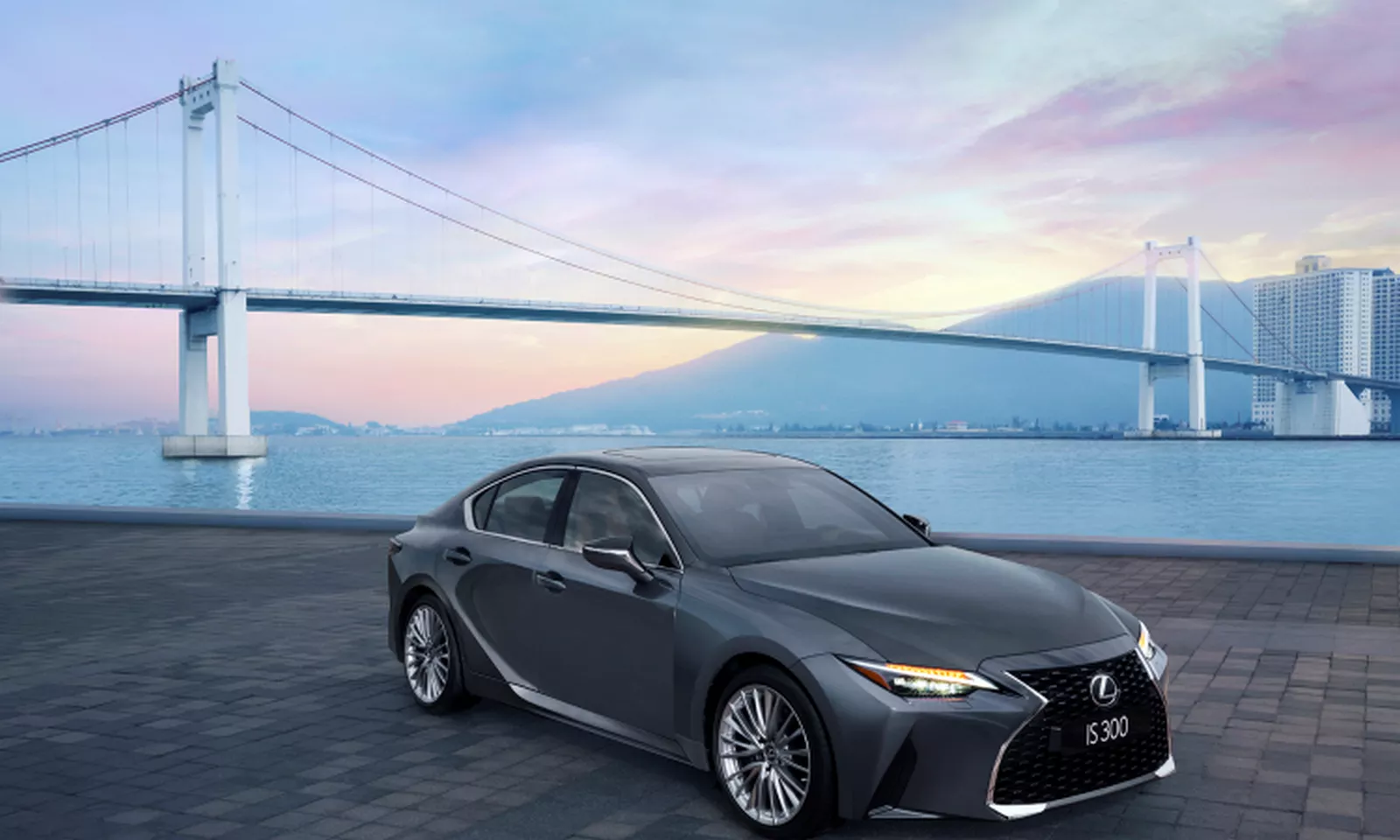 Lexus IS 2021