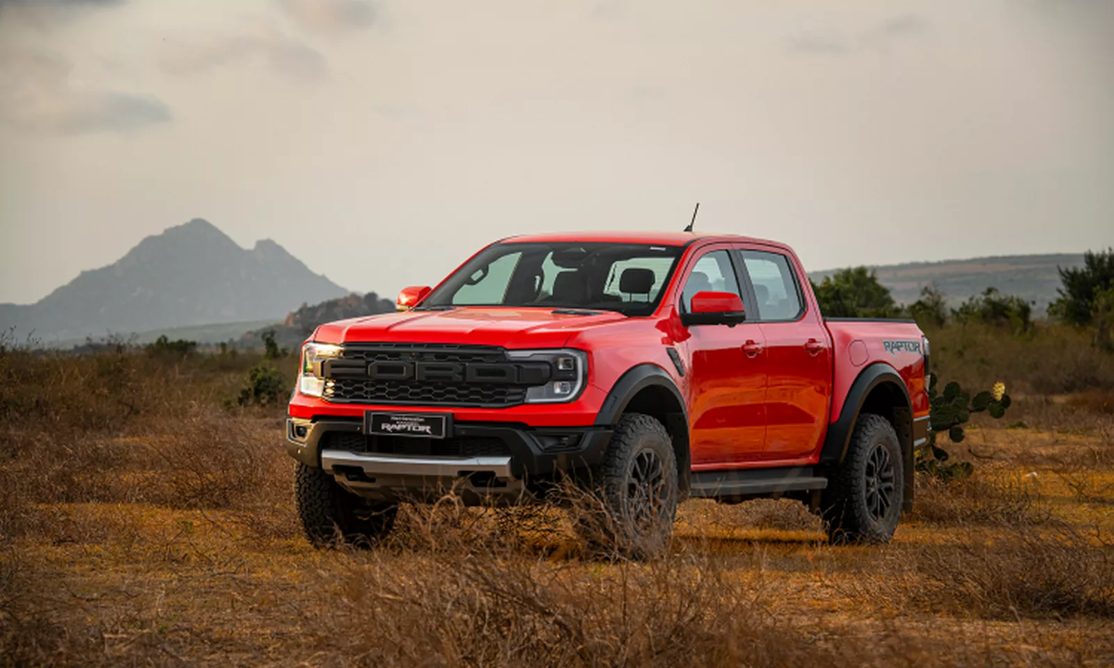 Ford Ranger Raptor 2023 mạnh mẽ