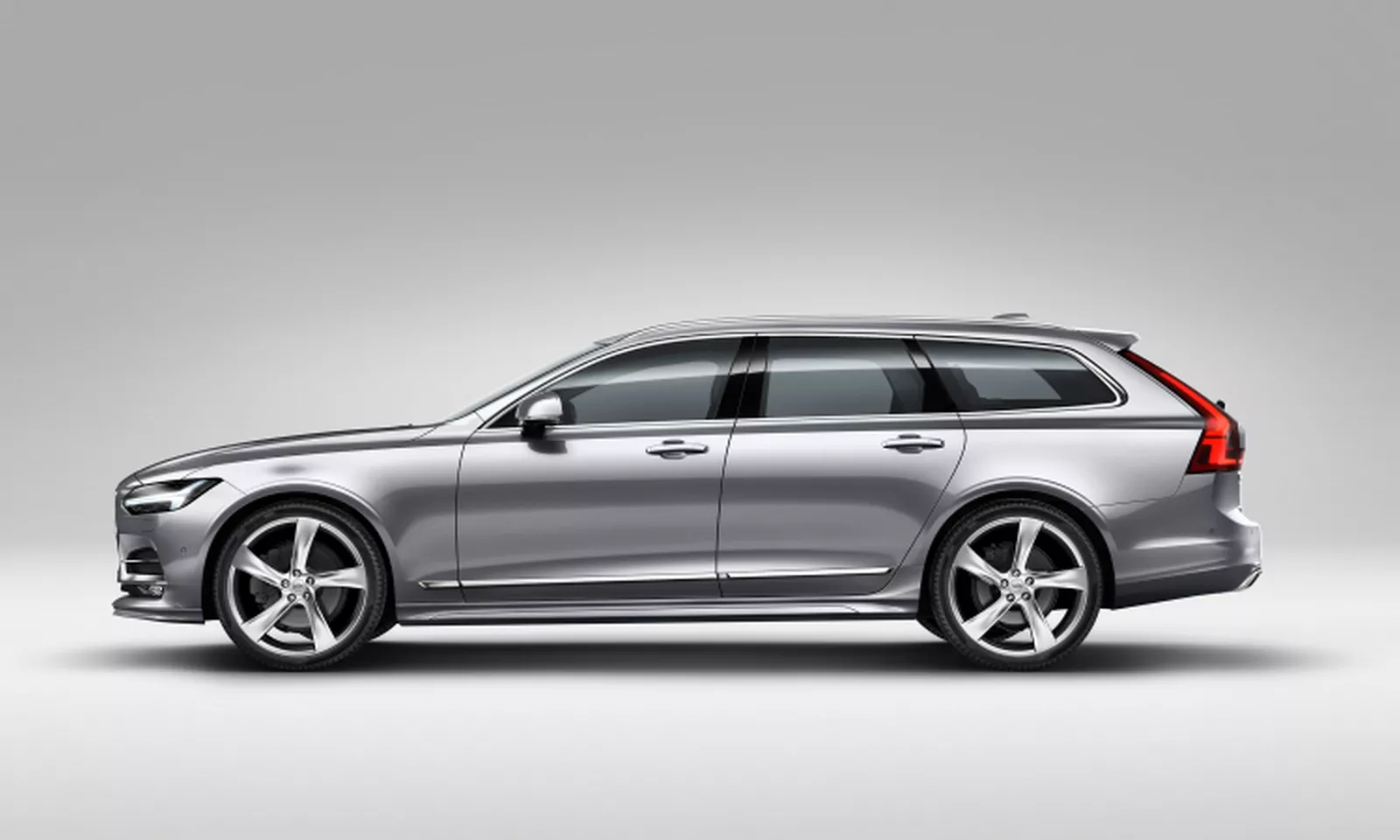 Volvo V90 2021