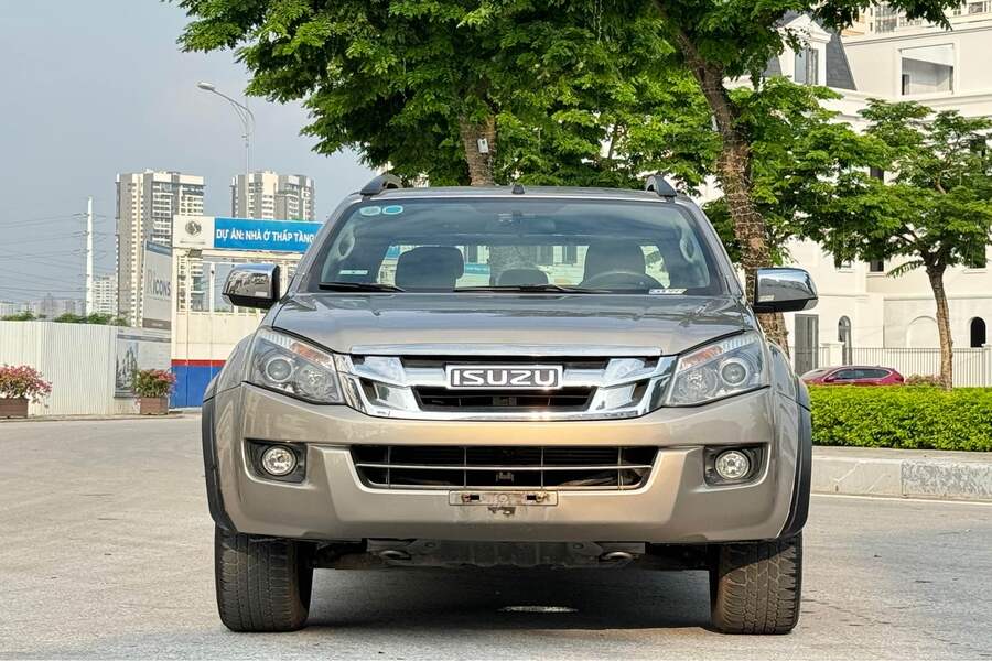 Bán Isuzu Dmax sản xuất năm 2016