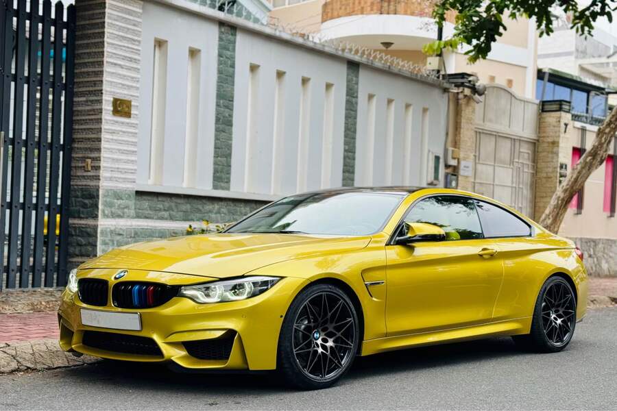 BMW M4 2017