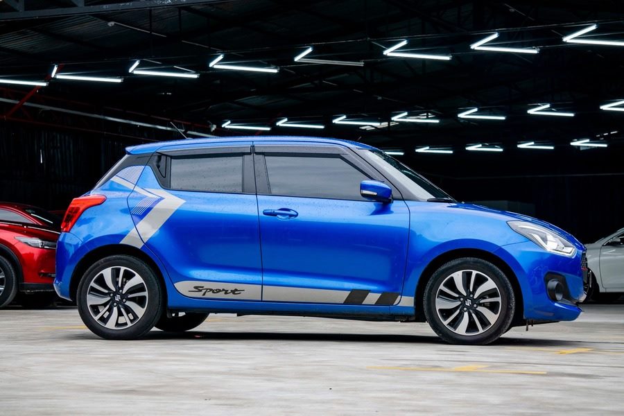 Suzuki Swift GLX 2019