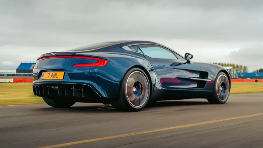 Aston Martin One 77