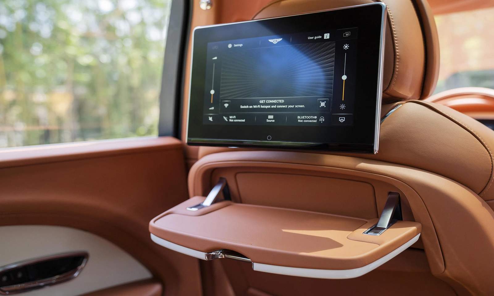 Bentayga EWB Azure 2022