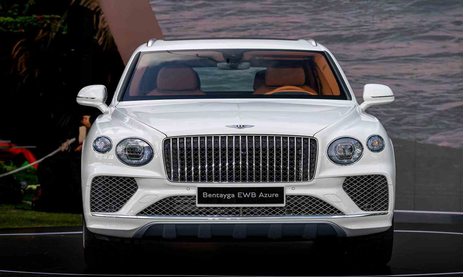 Bentayga EWB Azure 2022