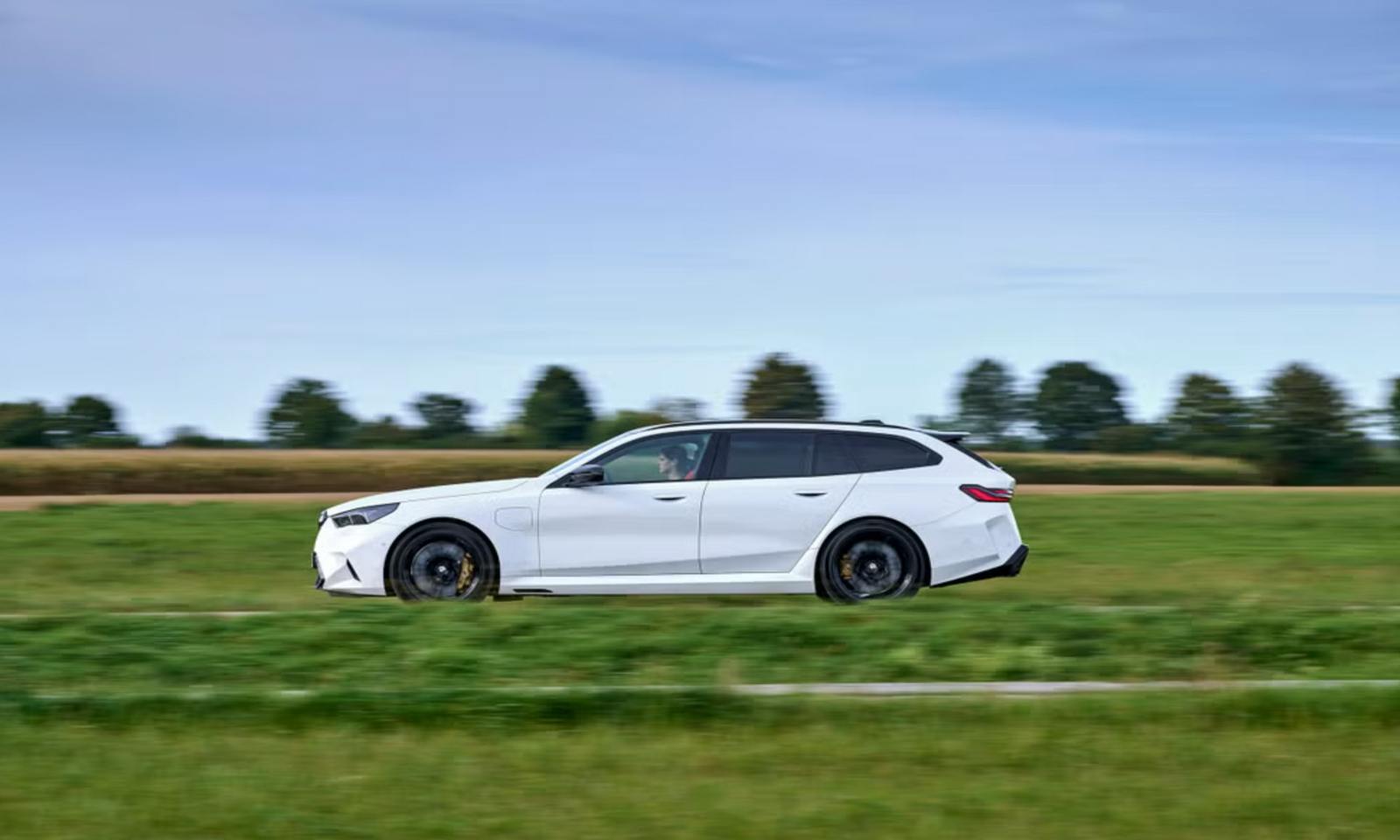 BMW M5 Touring 2025