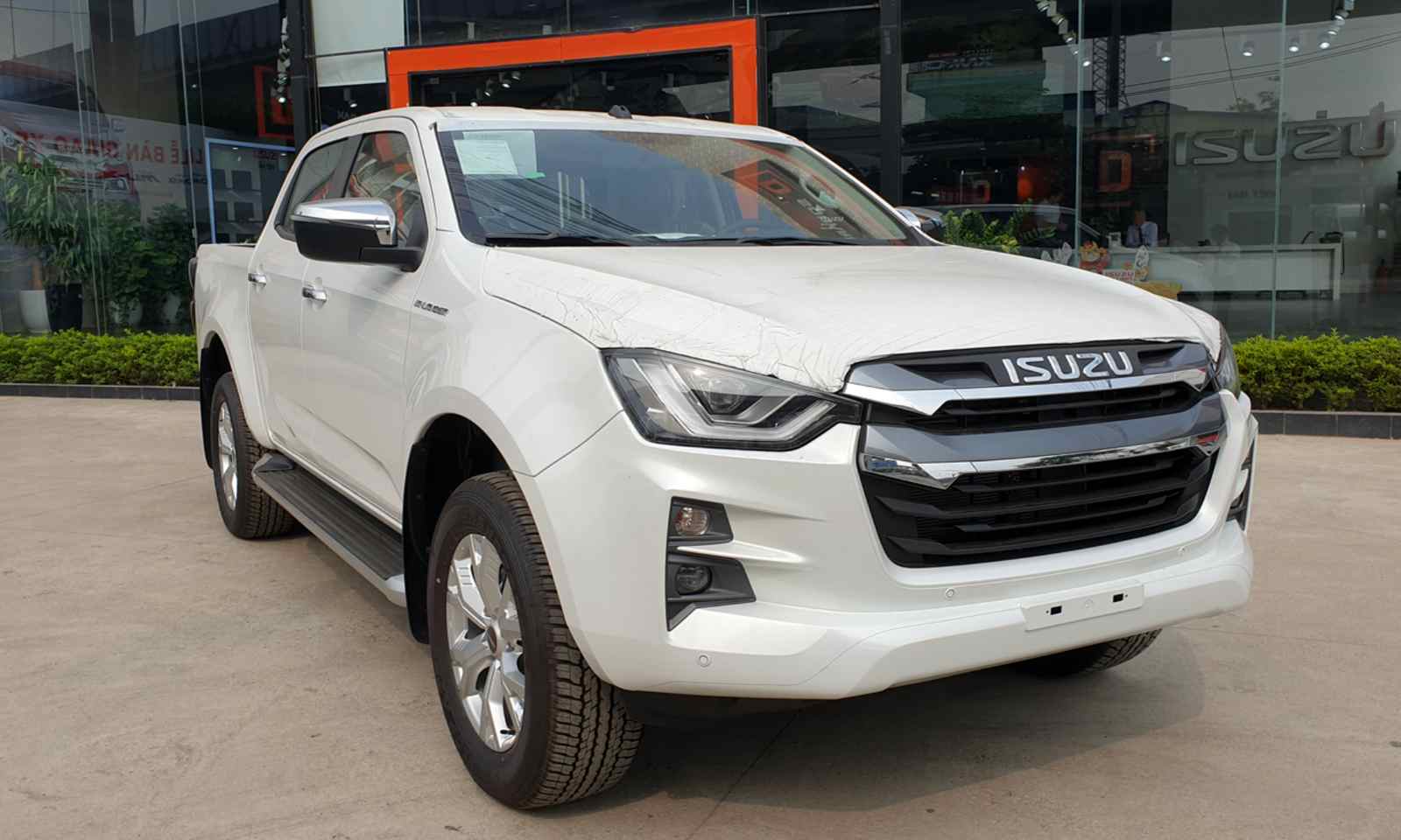 ISUZU DMAX HI-LANDER 4x2 AT 2025