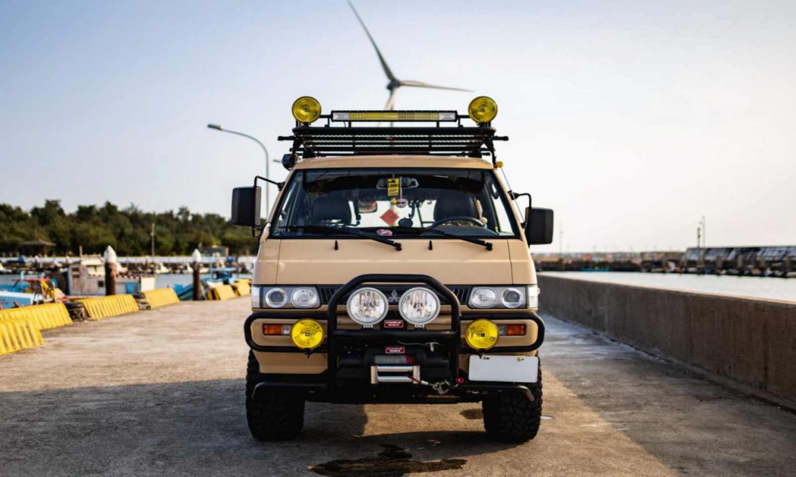 Mitsubishi Delica